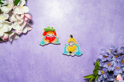 V.C Cute Animal Charm Grips/Kawaii / Acrylic Holder/Glitter acrylic / Crying cat/ Strawberry Cat/ Banana Cat